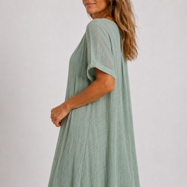 CORA | Green Flowy Maxi Dress with Short Sleeves