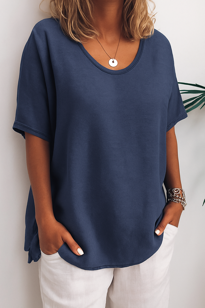 Lana - Top Loose Fit with Round Neck
