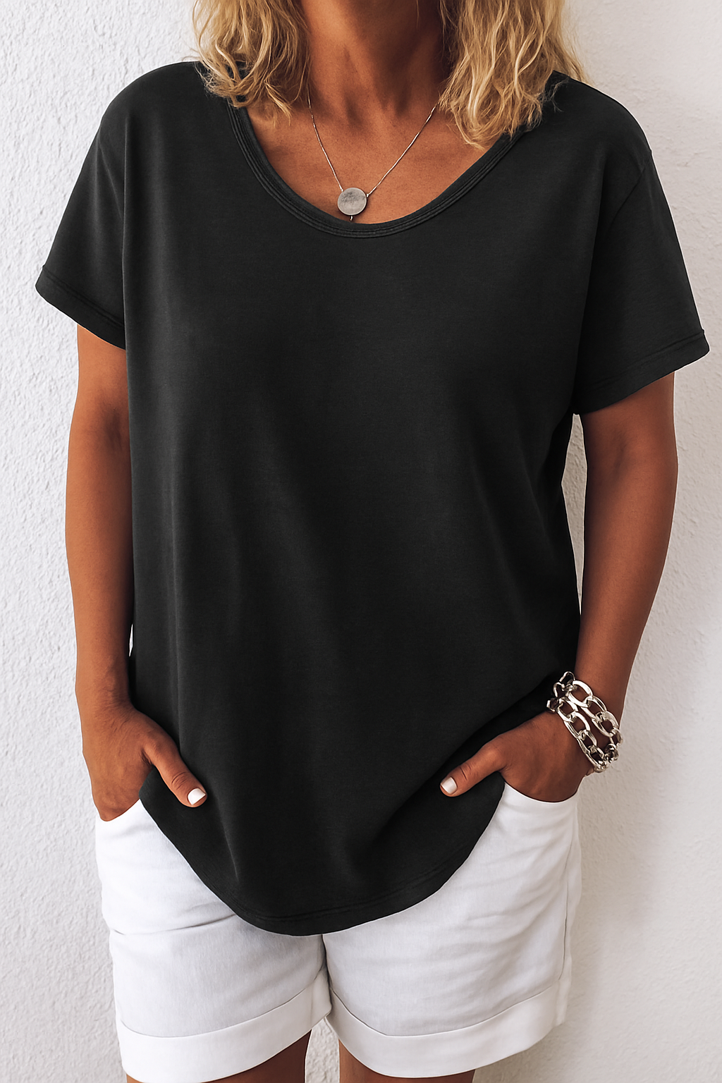 Lana - Top Loose Fit with Round Neck