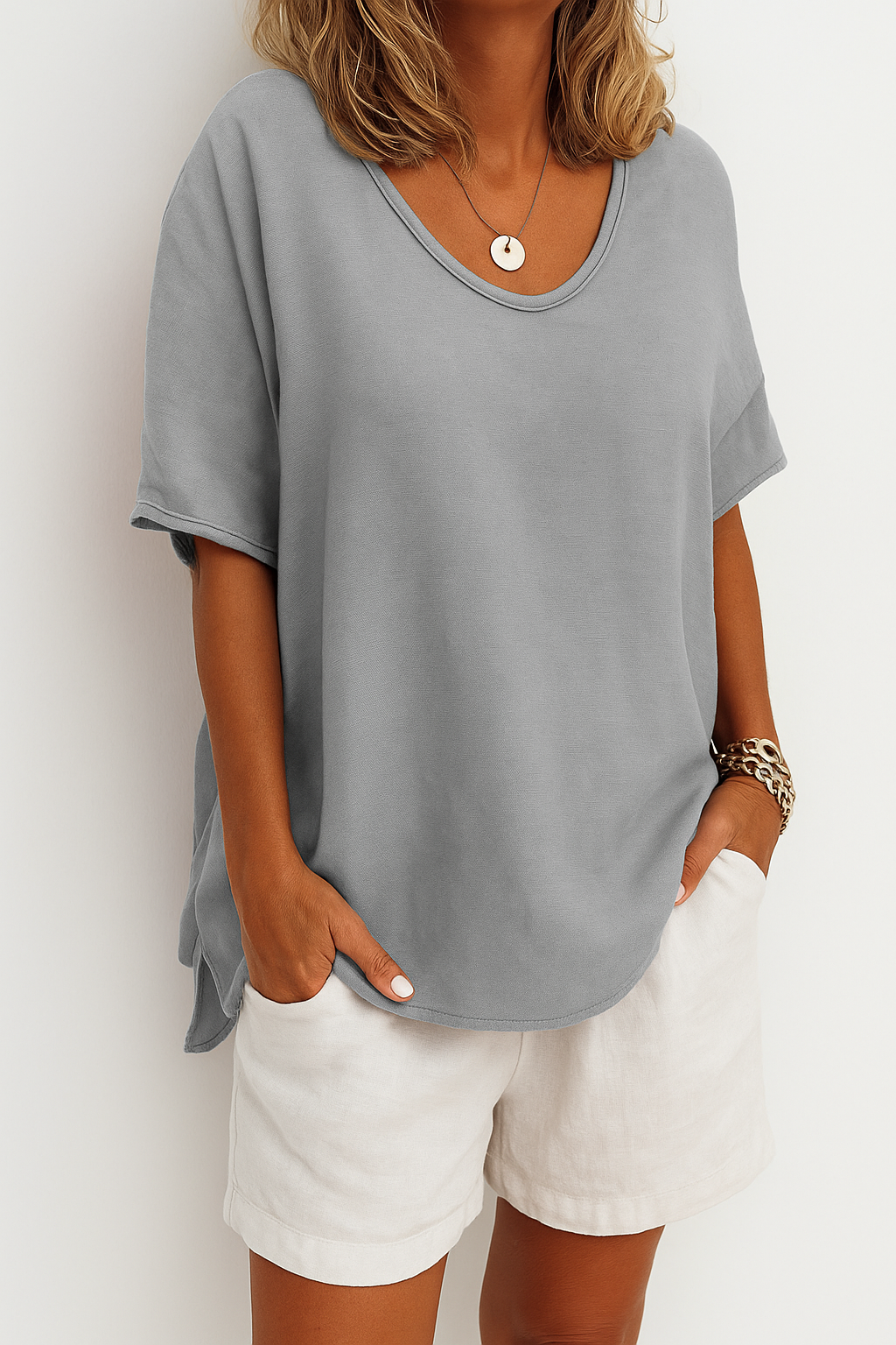 Lana - Top Loose Fit with Round Neck